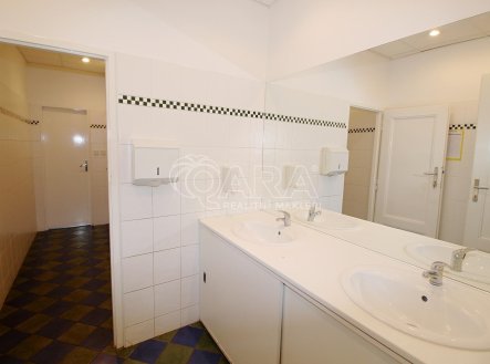 Pronájem kanceláře, 51 m²