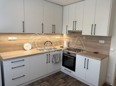 Pronájem bytu, 1+1, 39 m²