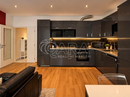 Pronájem bytu, 3+kk, 72,5 m²