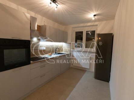 Pronájem bytu, 2+1, 51 m²