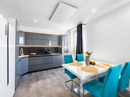Prodej bytu, 3+kk, 69 m²
