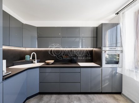 Prodej bytu, 3+kk, 69 m²