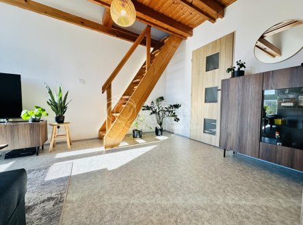 Pronájem bytu, 2+1, 60 m²