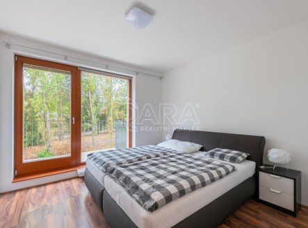 Pronájem bytu, 3+kk, 80 m²