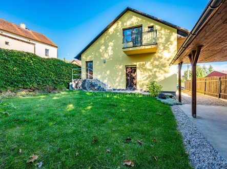 Prodej obchodní prostory, 76 m² obrázek