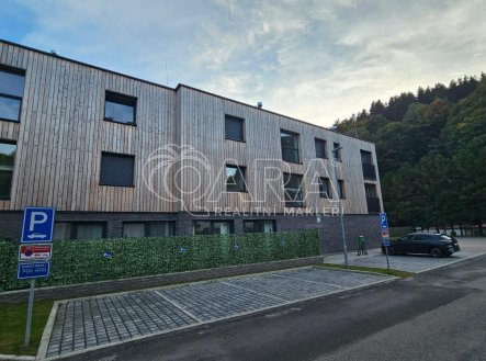 Pronájem bytu, 3+kk, 72,4 m²