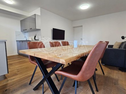 Pronájem bytu, 3+kk, 72,4 m²