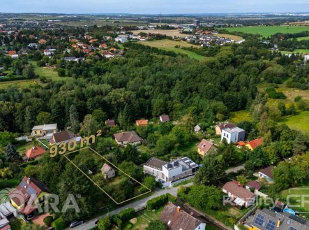 Prodej pozemku pro bydlení, 932 m²
