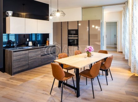 Pronájem bytu, 3+kk, 123 m²