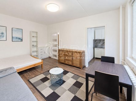 Pronájem bytu, 1+kk, 30 m²