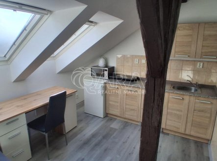 Pronájem bytu, 1+kk, 24 m²