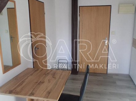 Pronájem bytu, 1+kk, 24 m²