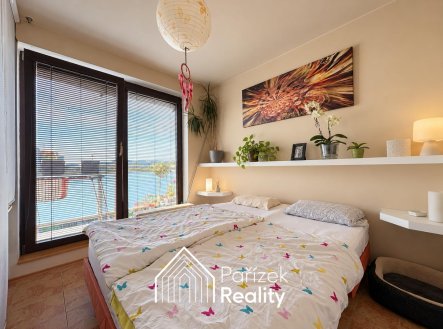 Pronájem bytu, 3+kk, 63 m²