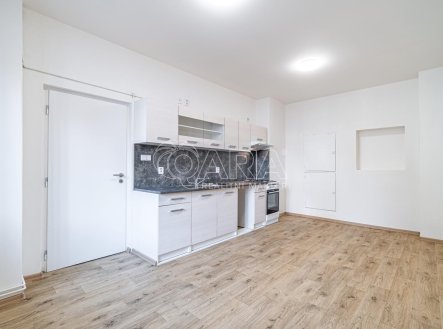 Pronájem bytu, 2+1, 90 m²