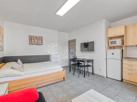 Pronájem bytu, 1+kk, 32 m²