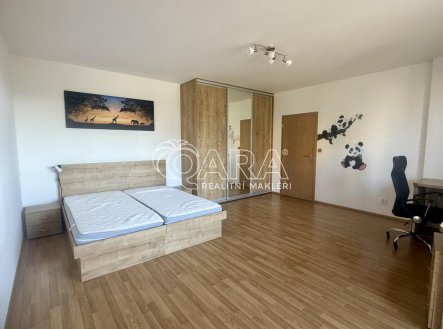 Pronájem bytu, 2+kk, 67,4 m²