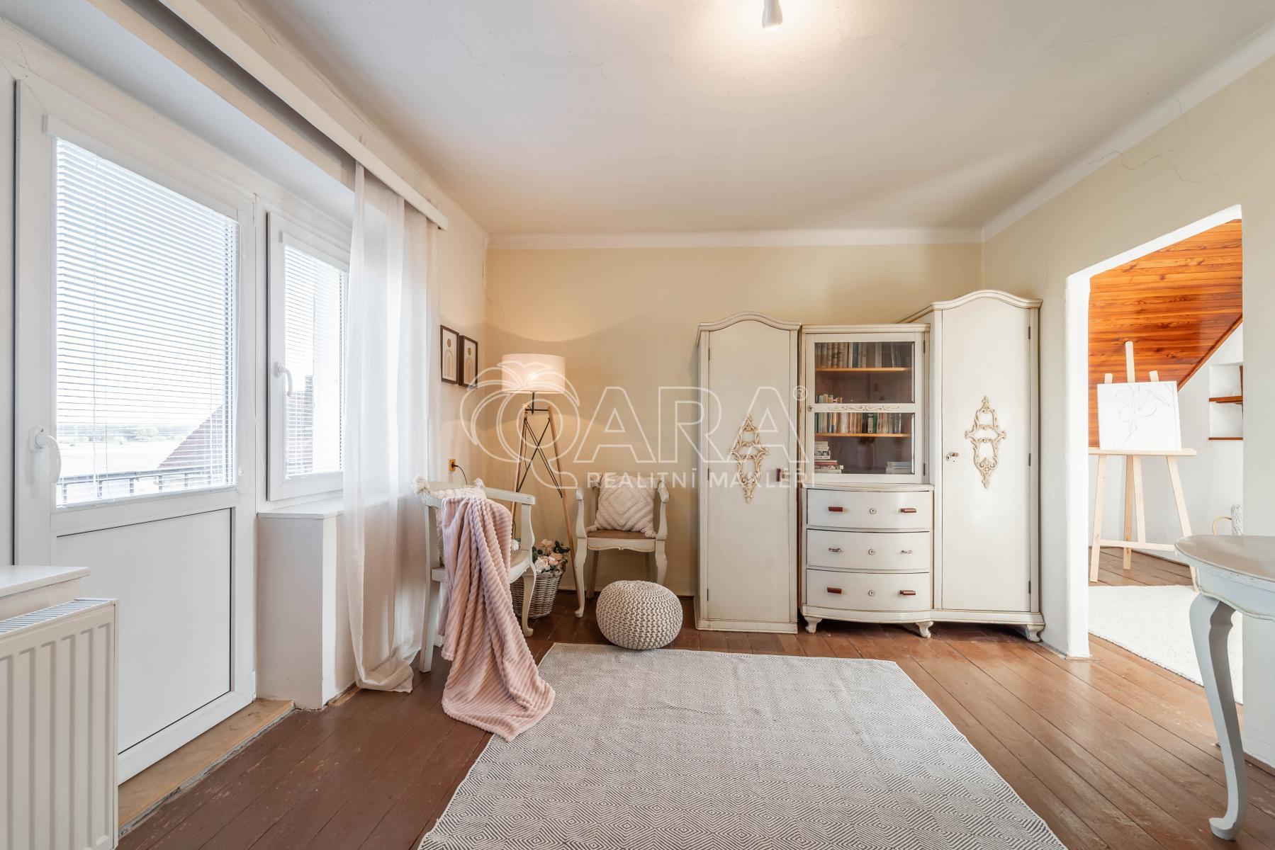 SKR07212-HDR