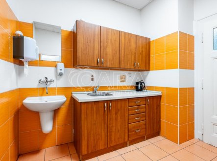 Pronájem kanceláře, 32 m²