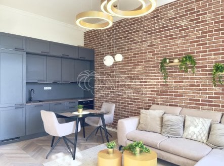 Pronájem bytu, 2+kk, 54,8 m²