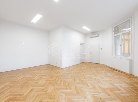 Pronájem kanceláře, 79,5 m²