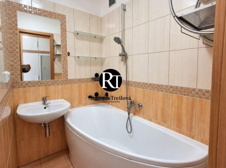 Pronájem bytu, 2+kk, 38 m²