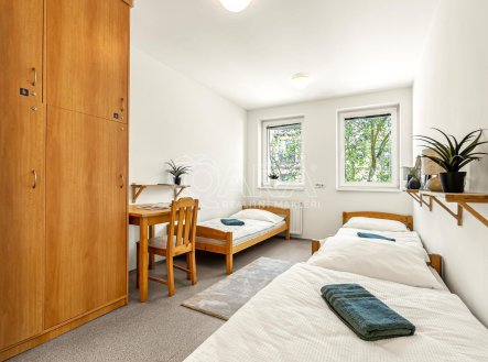 Prodej komerčního objektu, průmyslový areál, 2 971 m²