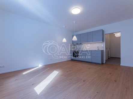 Pronájem bytu, 1+kk, 34 m²