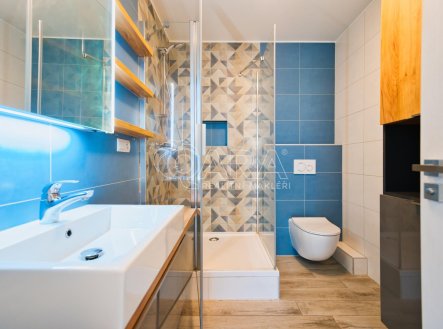 Prodej bytu, 2+kk, 188 m²