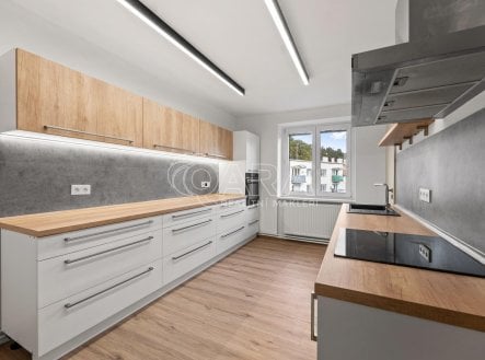 Prodej bytu, 4+1, 94 m²