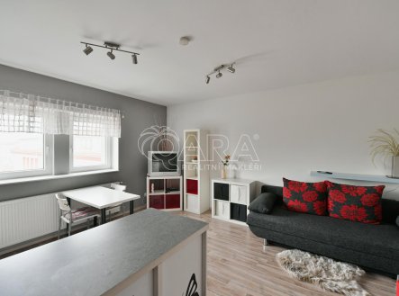 Pronájem bytu, 1+kk, 30 m²