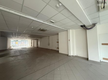 Pronájem obchodní prostory, 204 m²
