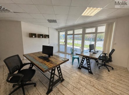 Pronájem kanceláře, 59 m²