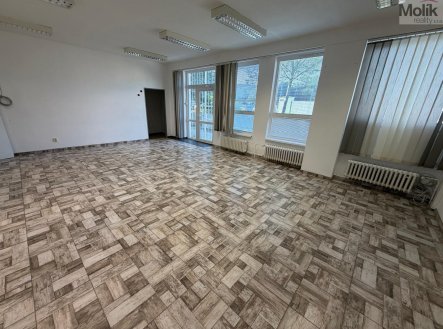 Pronájem kanceláře, 84 m²
