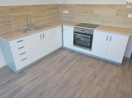 Pronájem bytu, 4+kk, 70 m²