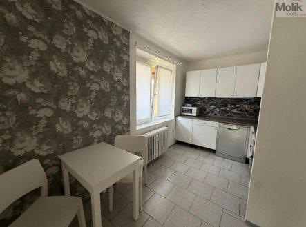Pronájem bytu, 3+1, 60 m²
