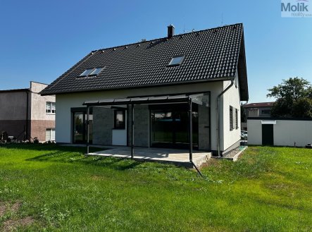 Pronájem domu/vily, 160 m²