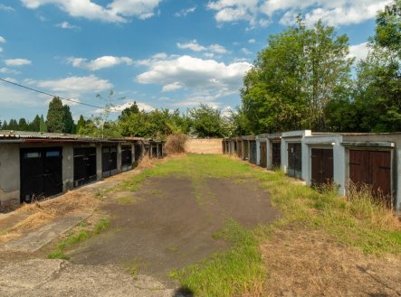 1. DSA04200-HDR.jpg | Prodej - malý objekt/garáž
