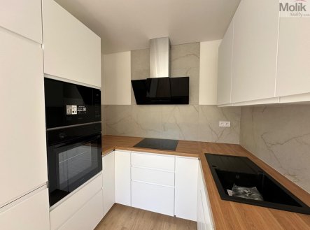 Prodej bytu, 3+1, 69 m²