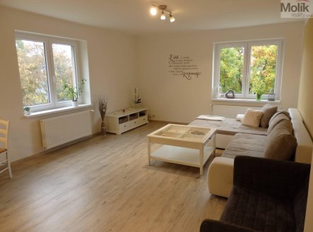 Pronájem bytu, 2+1, 70 m²