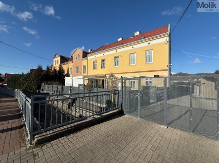 Pronájem bytu, 2+1, 74 m²