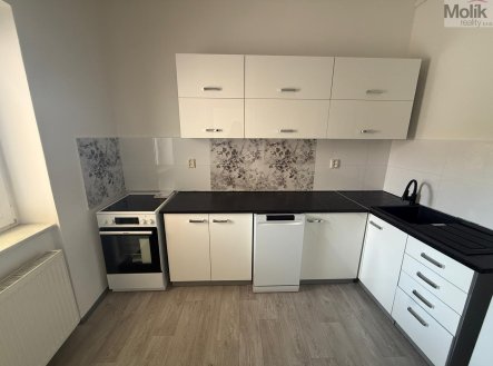 Pronájem bytu, 3+1, 80 m²