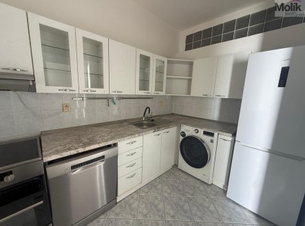 Pronájem bytu, 3+1, 80 m²