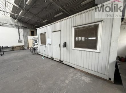 Pronájem skladu, 460 m²