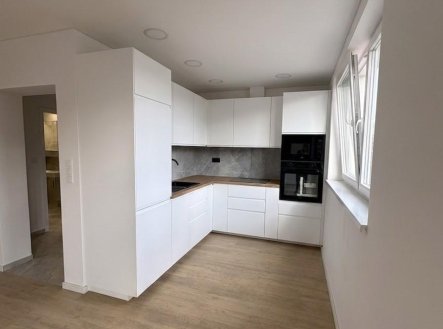 Pronájem bytu, 2+kk, 50 m²