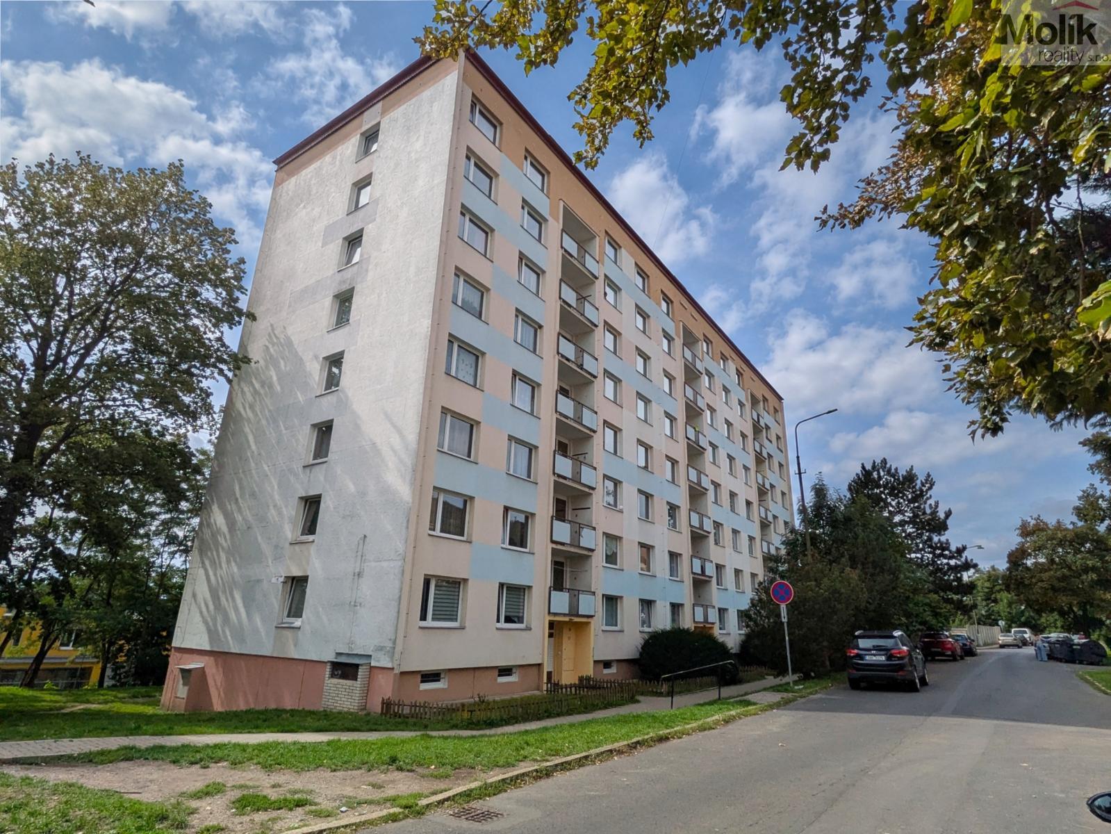 PXL_20260901_094220232_modre_nebe