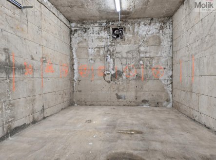 Pronájem skladu, 28 m²