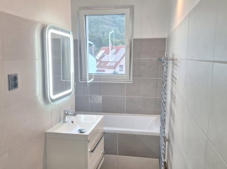 Pronájem bytu, 2+1, 52 m²