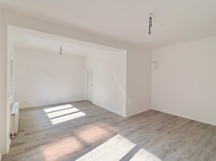 030_provozovna | Prodej - obchodní prostor, 54 m²