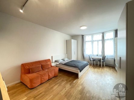 Pronájem bytu, 1+kk, 34 m²