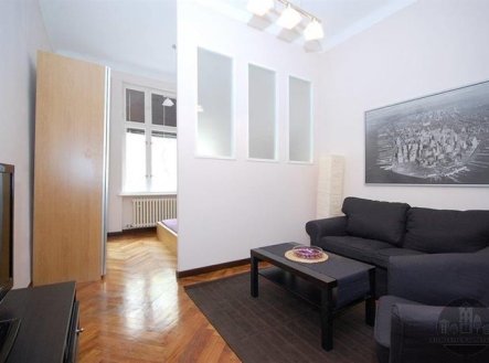 Pronájem bytu, garsoniéra, 64 m²